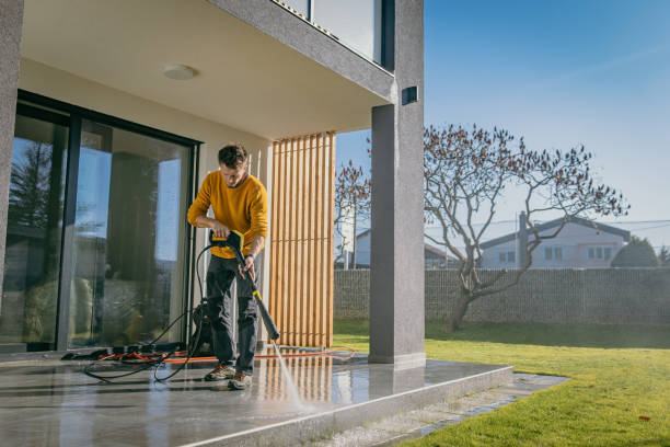 Best Animal Enclosure Cleaning  in Beaverton, OR